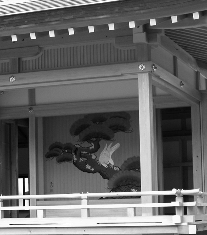 写真5　天沼八幡神社神楽殿の長押